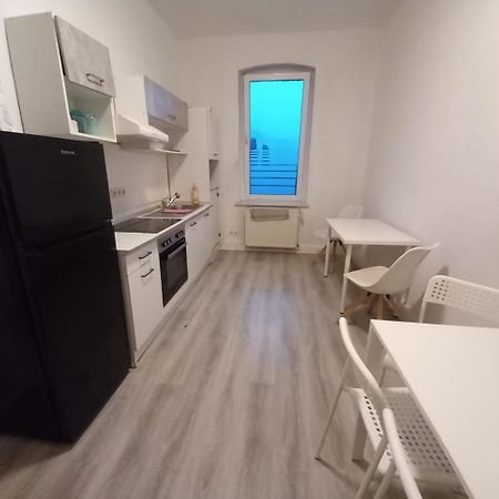 Monteurwohnung Bei Nina Zeitz Exterior foto